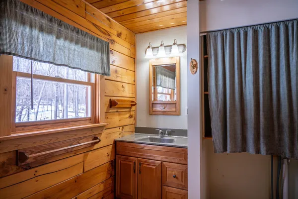 $209,888 | 183 Fish, Montello, WI 53949