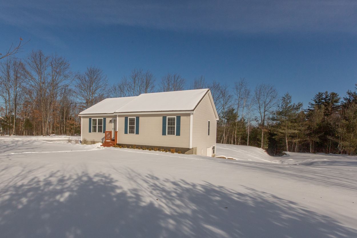 17 Ritchie Road Deerfield, NH 03037 - Photo 3 of 20