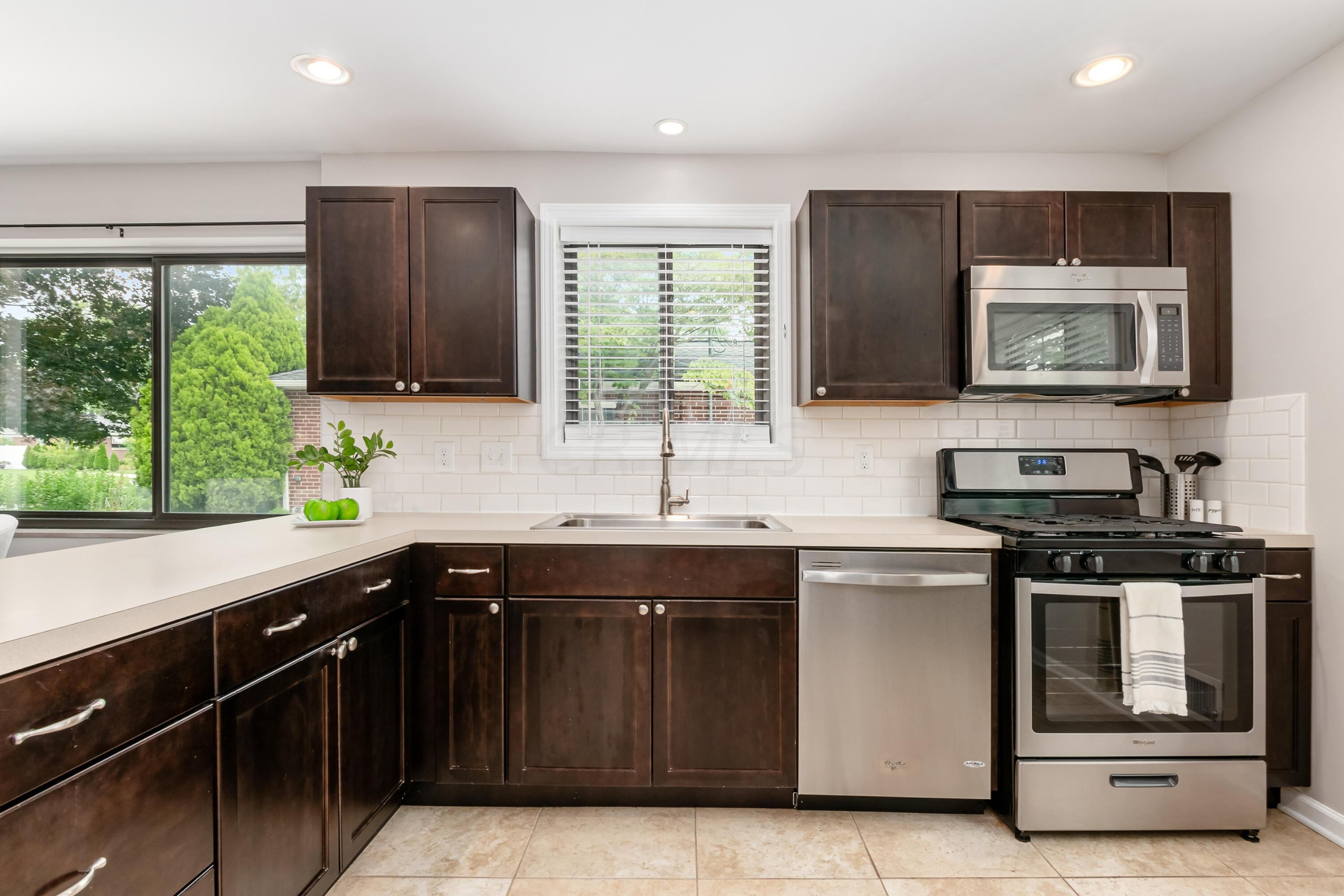 1929 Milden Road Upper Arlington, OH 43221 - Photo 13 of 36 Kitchen