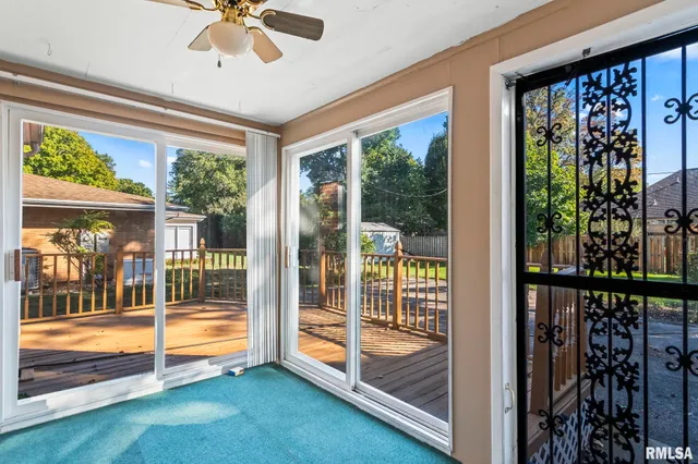 $324,900 | 2212 Greenbriar Road, Springfield, IL 62704