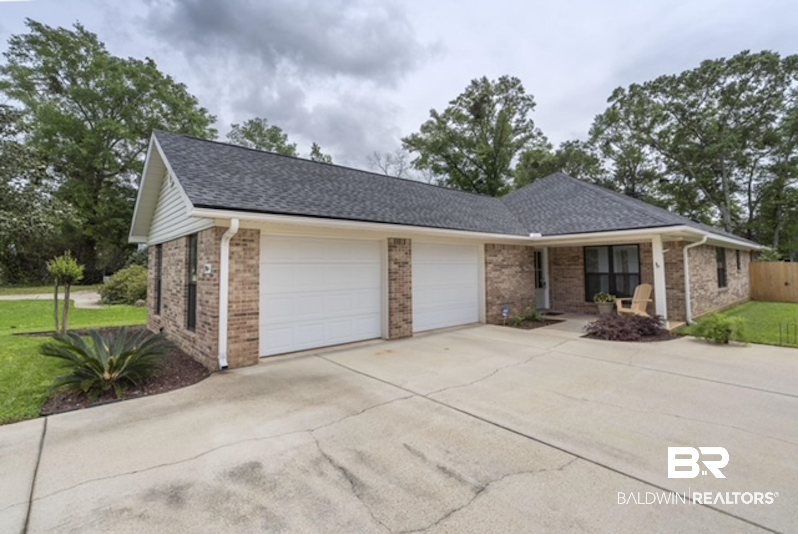 904 Van Avenue Daphne, AL 36526 - Photo 2 of 25