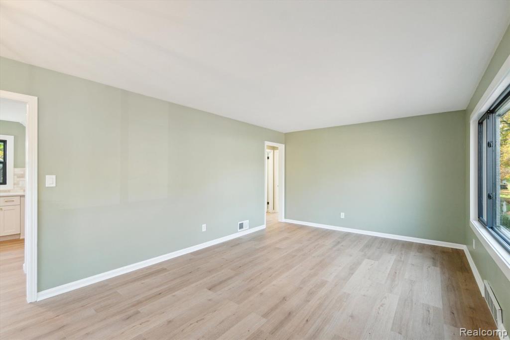 1636 Cherokee Road Ann Arbor, MI 48104 - Photo 10 of 53