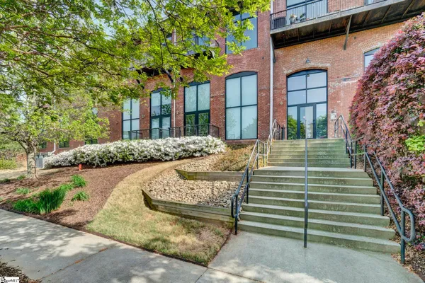 $324,000 | 300 South Street, Unit 230, Simpsonville, SC 29681