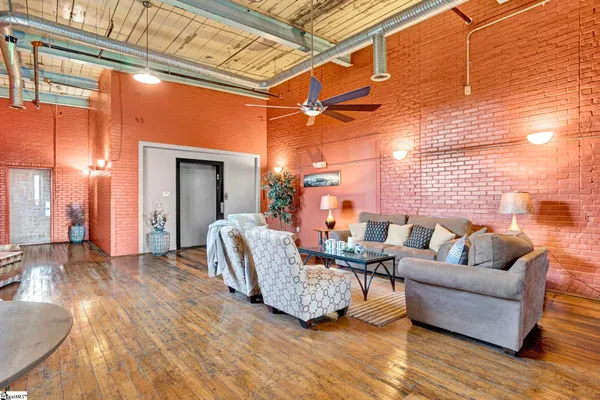 $324,000 | 300 South Street, Unit 230, Simpsonville, SC 29681