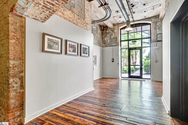 $324,000 | 300 South Street, Unit 230, Simpsonville, SC 29681