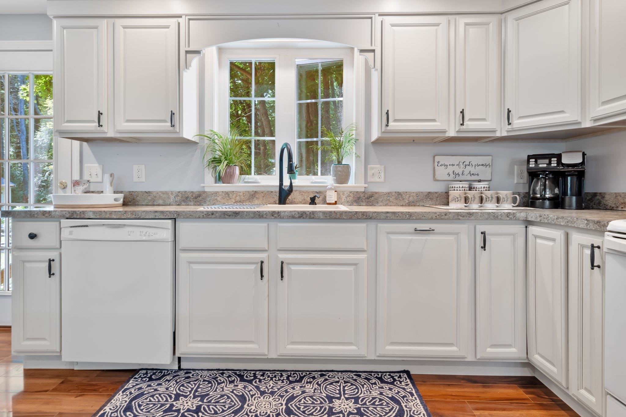 99 Mountain Road Concord, NH 03301 - Photo 5 of 44