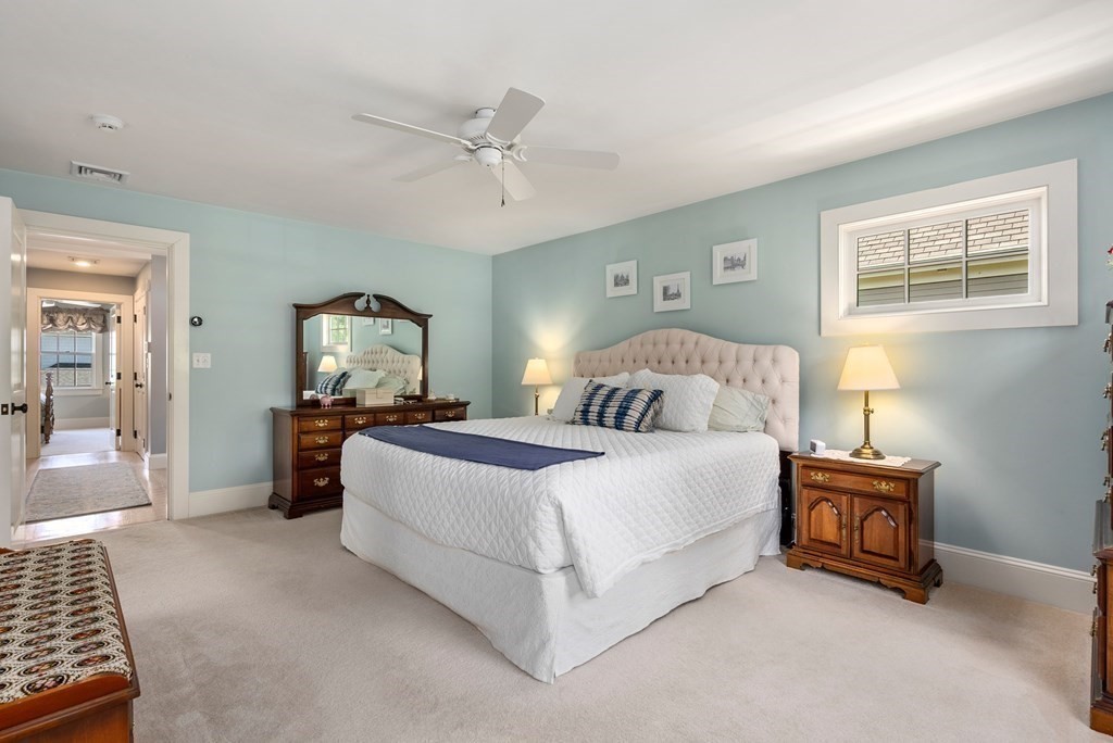 27 Maple Lane, Unit 27 Medfield, MA 02052 - Photo 25 of 42