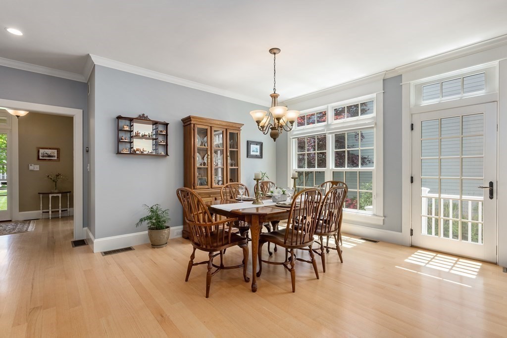 27 Maple Lane, Unit 27 Medfield, MA 02052 - Photo 10 of 42