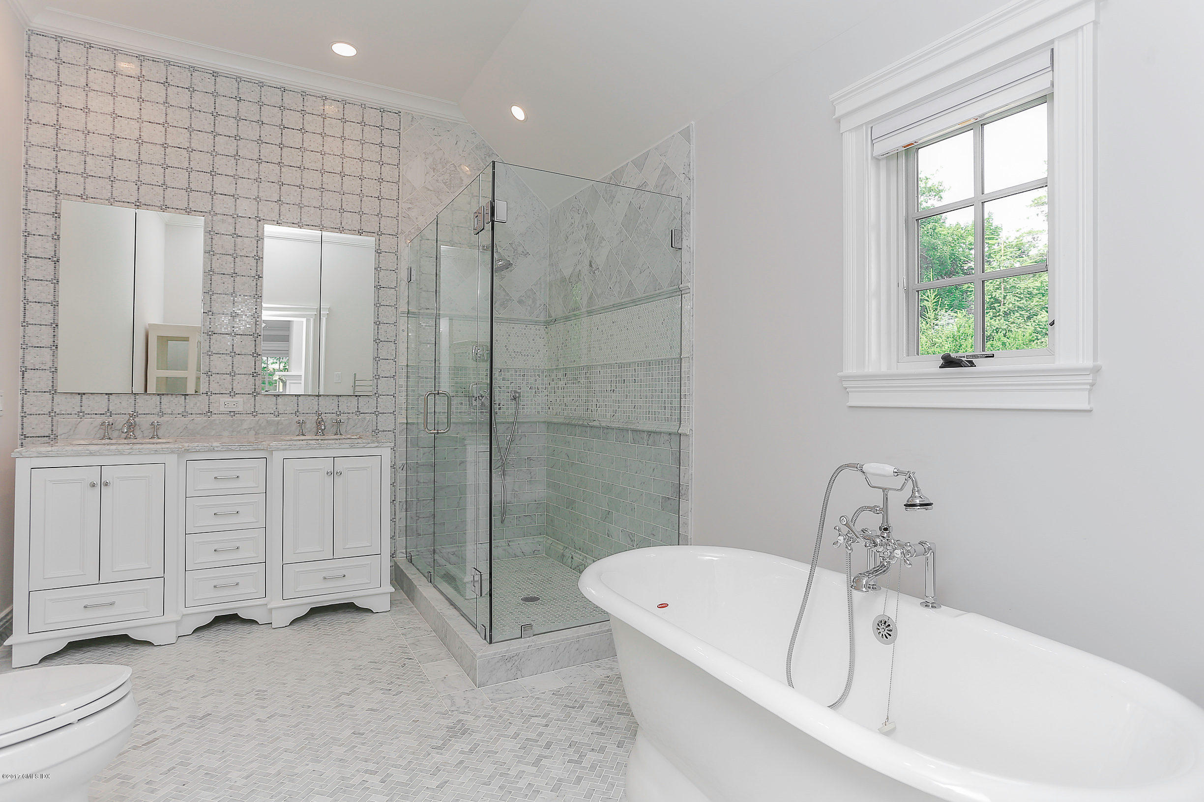 1 Club Road Riverside, CT 06878 - Photo 21 of 37 a bathroom with a bathtub and a sink