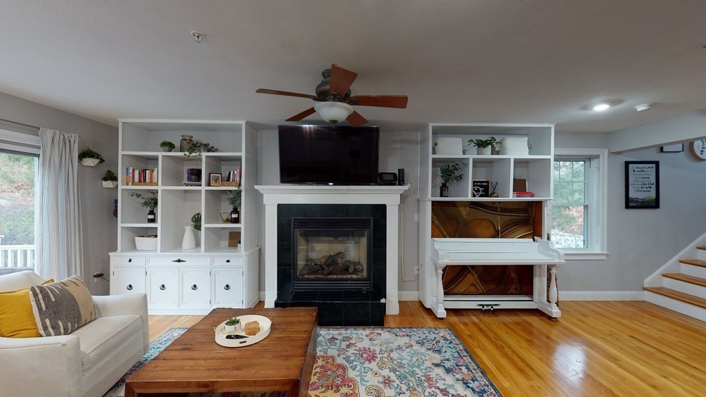 20 Richardson Road, Unit 20 Burlington, MA 01803 - Photo 8 of 40 Gallery Image 8