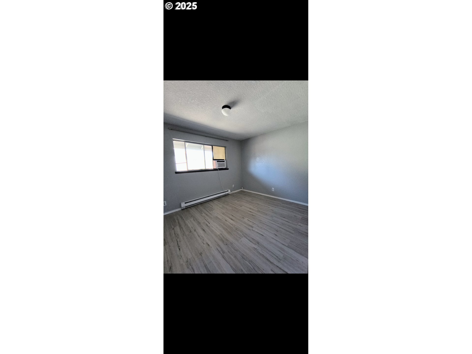 587 West Berdine Street Roseburg, OR 97471 - Photo 15 of 15