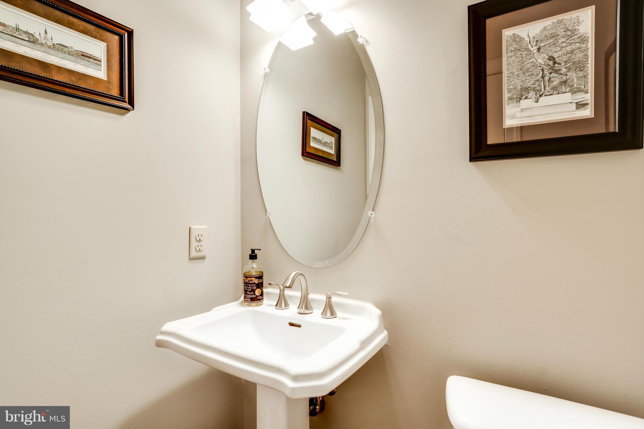 2609 Rockhampton Road Ellicott City, MD 21042 - Photo 5 of 30 Powder Room