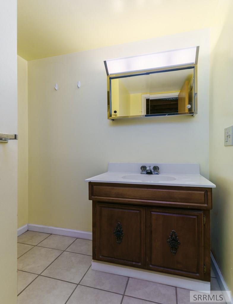 495 Packard Avenue Pocatello, ID 83201 - Photo 32 of 47