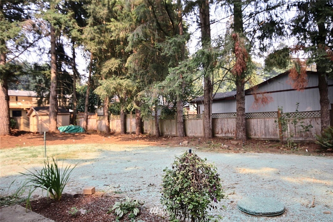 13908 156th Avenue Southeast Renton, WA 98059 - Photo 13 of 14