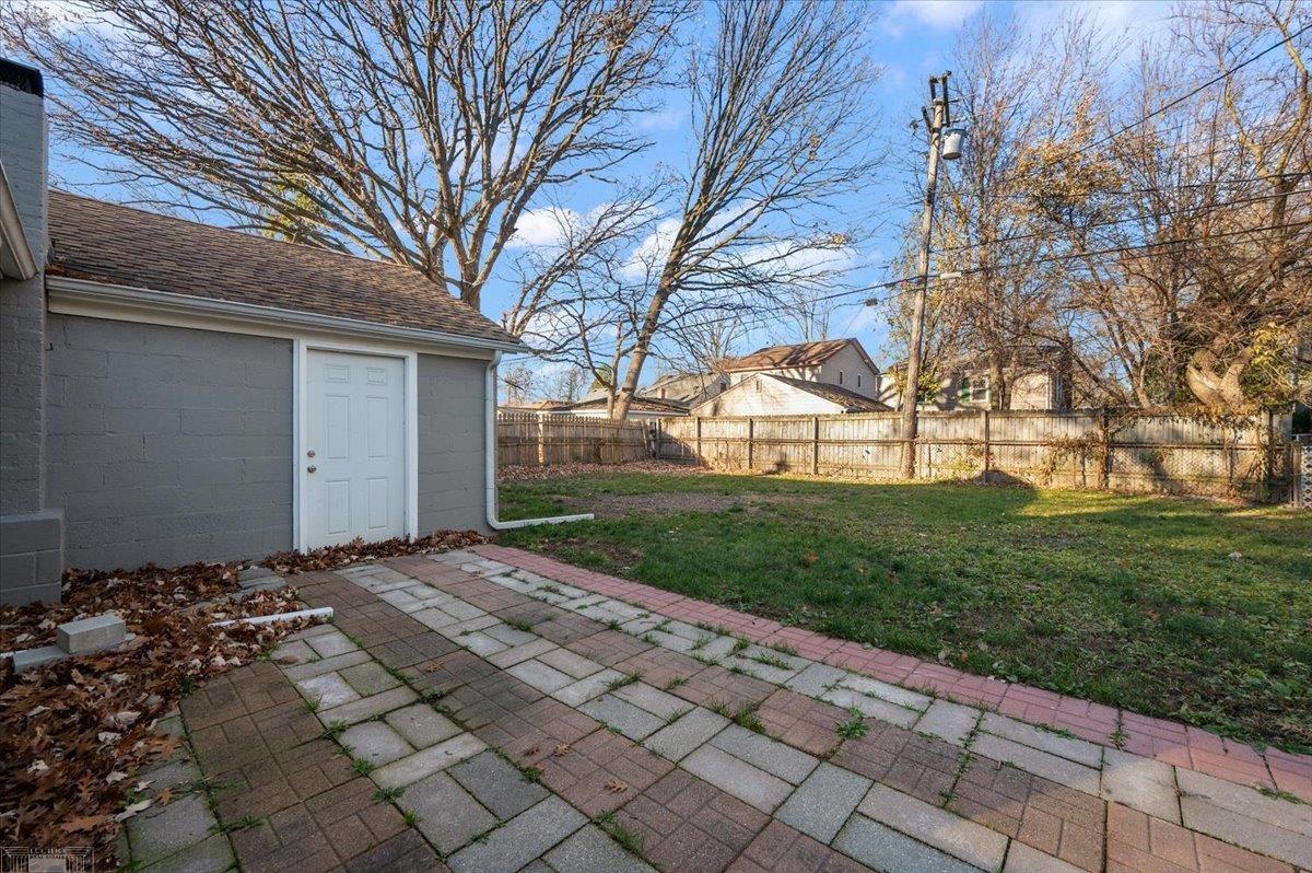20945 Hampton Road Harper Woods, MI 48225 - Photo 62 of 74 Backyard Patio