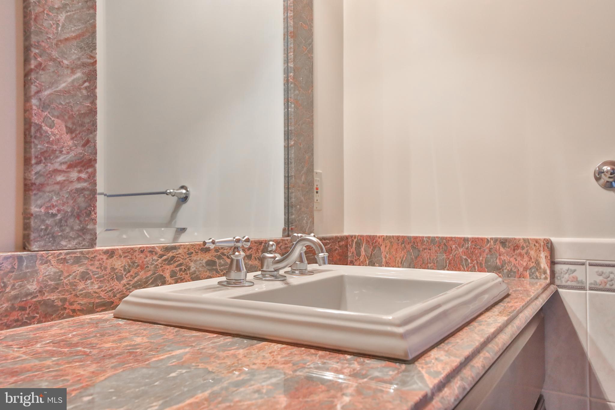 3810 Huckleberry Road Allentown, PA 18104 - Photo 13 of 46