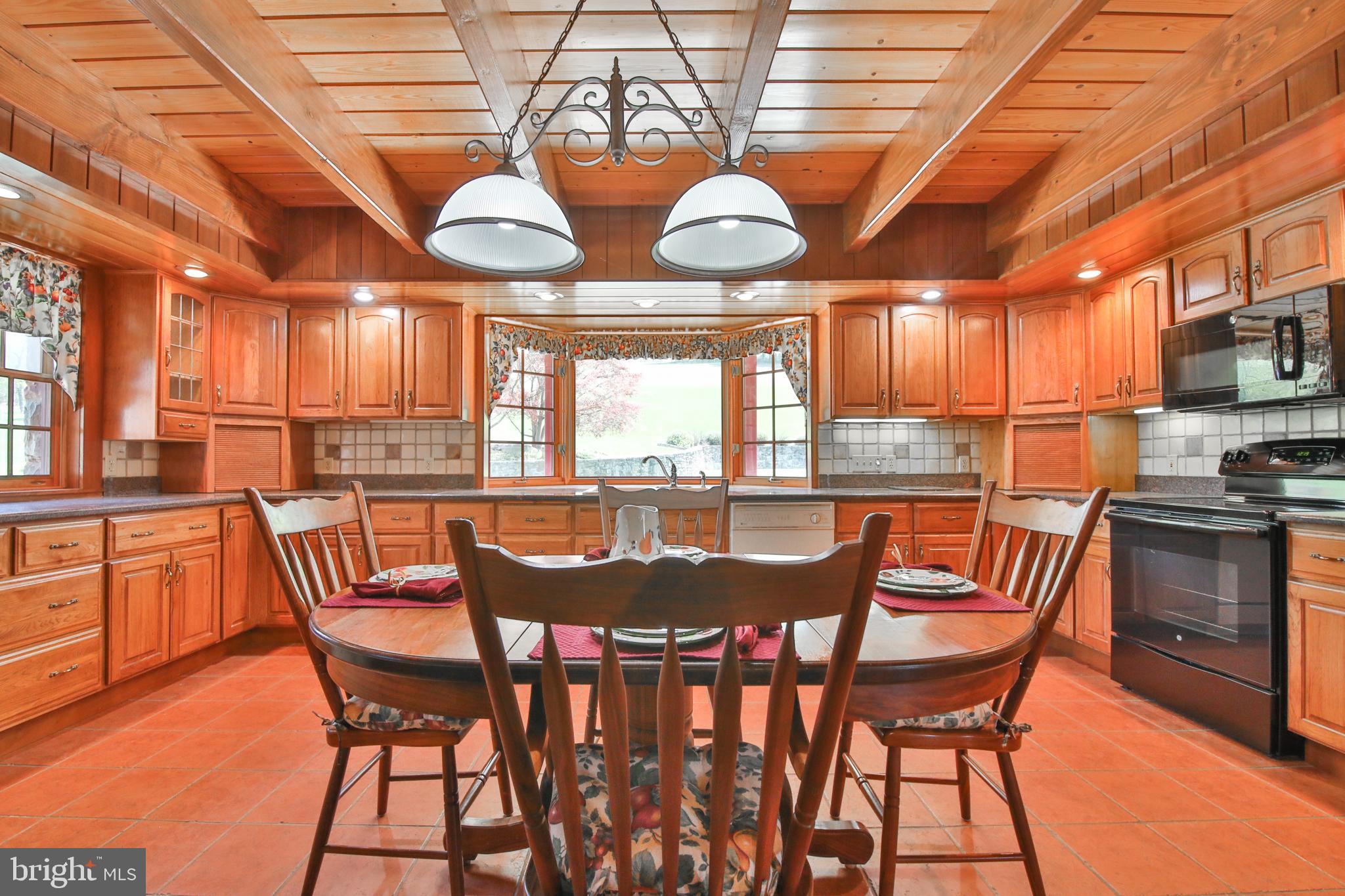 3810 Huckleberry Road Allentown, PA 18104 - Photo 24 of 46