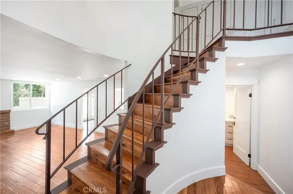 $1,225,000 | 2782 Longwood Court, Costa Mesa, CA 92626