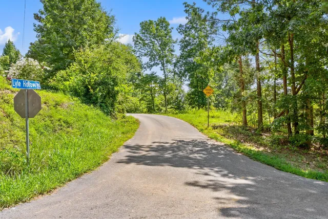 $115,750 | 1 Lyle Hollow Road, Palmyra, TN 37142