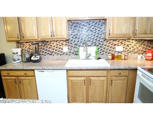 20 Lilac Lane Worcester, MA 01607 - Photo 7 of 20 Gallery Image 7