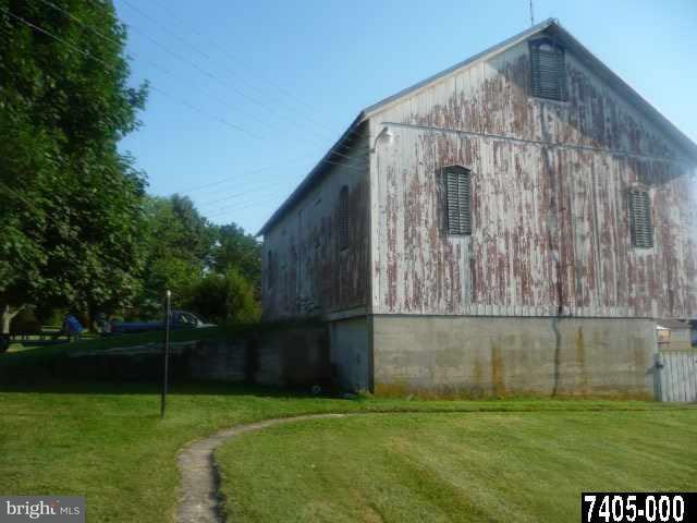 1066 Beck Mill Road Hanover, PA 17331 - Photo 13 of 24
