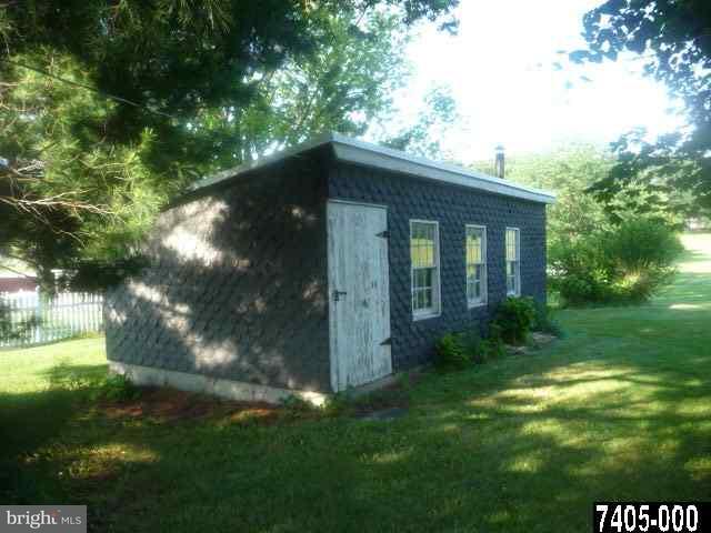 1066 Beck Mill Road Hanover, PA 17331 - Photo 5 of 24