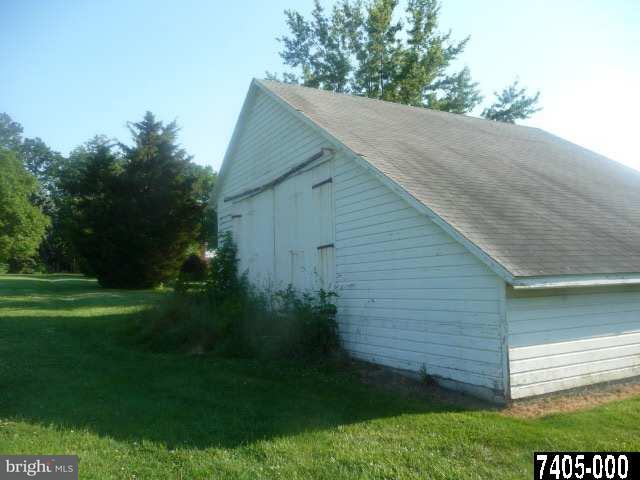 1066 Beck Mill Road Hanover, PA 17331 - Photo 7 of 24