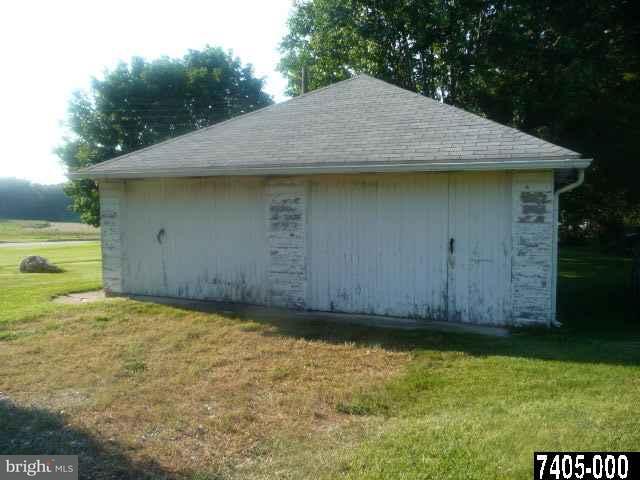 1066 Beck Mill Road Hanover, PA 17331 - Photo 8 of 24