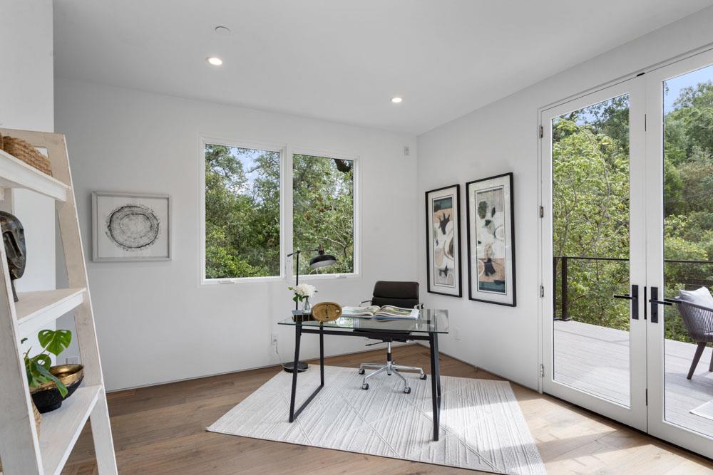 141 Lake Road Portola Valley, CA 94028 - Photo 14 of 31