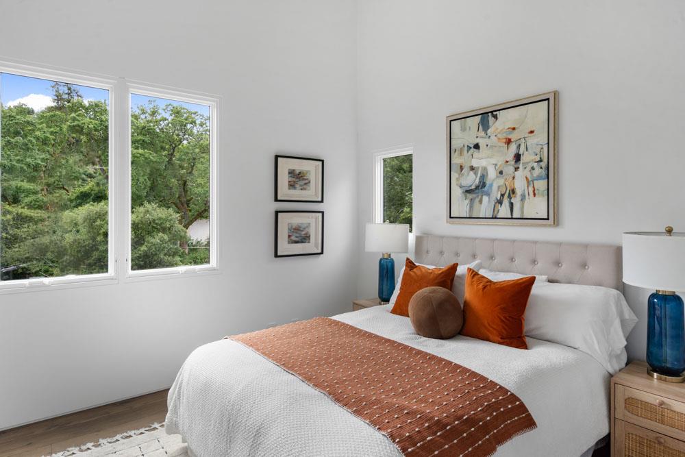 141 Lake Road Portola Valley, CA 94028 - Photo 26 of 31