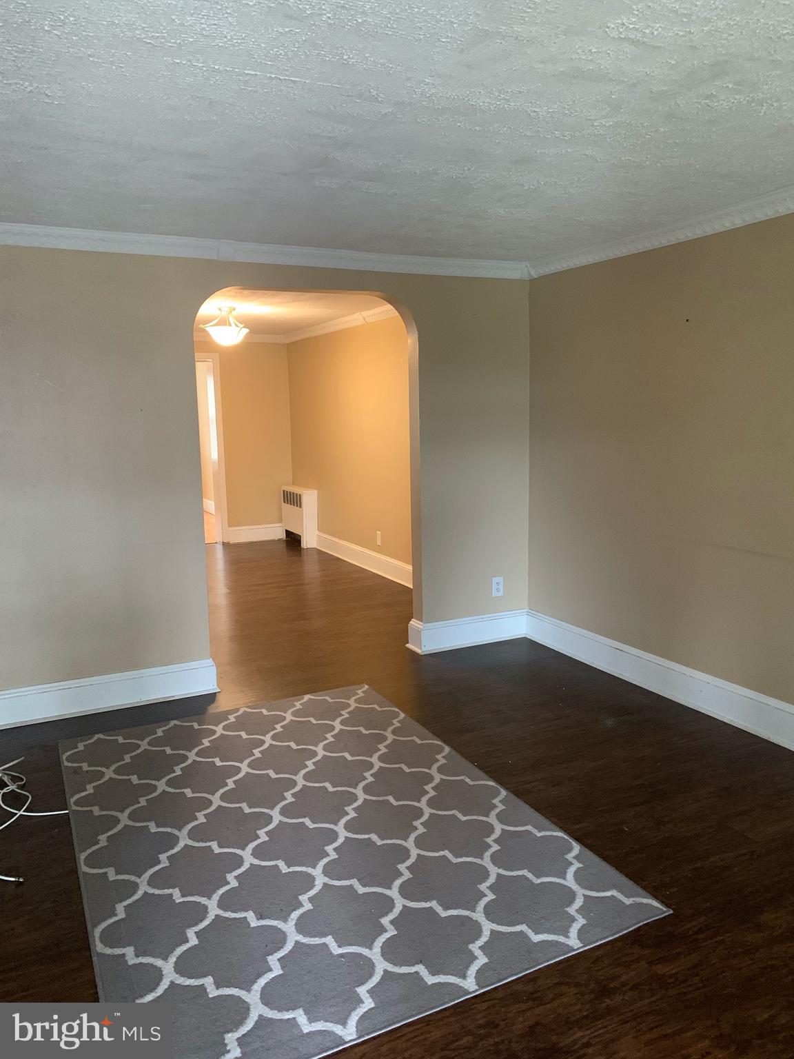 3724 Greenvale Road Baltimore, MD 21229 - Photo 2 of 11 Gallery Image 2