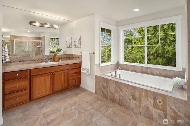 $1,200,000 | 20128 12th Avenue West, Lynnwood, WA 98036