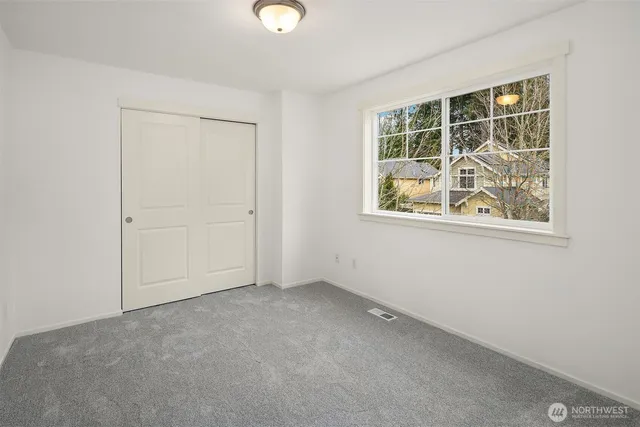 $1,200,000 | 20128 12th Avenue West, Lynnwood, WA 98036