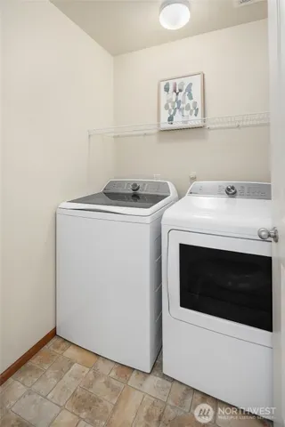 $1,200,000 | 20128 12th Avenue West, Lynnwood, WA 98036