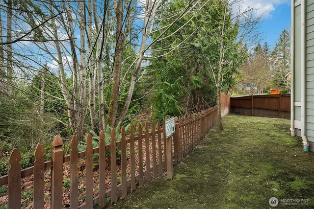 $1,200,000 | 20128 12th Avenue West, Lynnwood, WA 98036