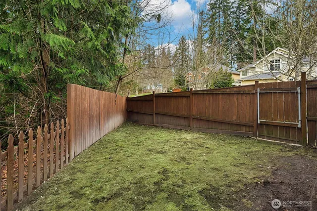 $1,200,000 | 20128 12th Avenue West, Lynnwood, WA 98036