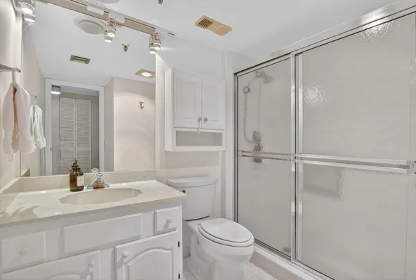 $5,500 | 6805 Willow Wood Drive, Unit 5042, Boca Raton, FL 33434