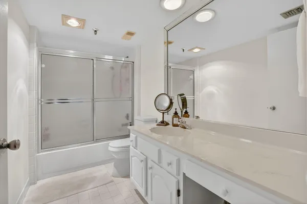 $5,500 | 6805 Willow Wood Drive, Unit 5042, Boca Raton, FL 33434