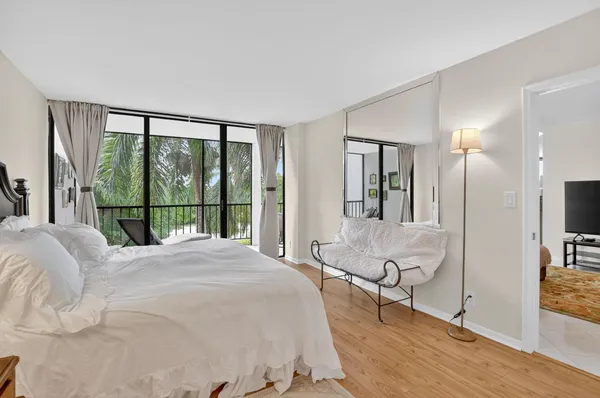 $5,500 | 6805 Willow Wood Drive, Unit 5042, Boca Raton, FL 33434