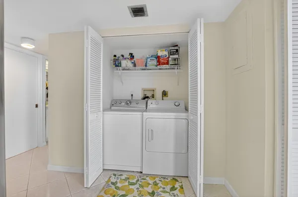 $5,500 | 6805 Willow Wood Drive, Unit 5042, Boca Raton, FL 33434