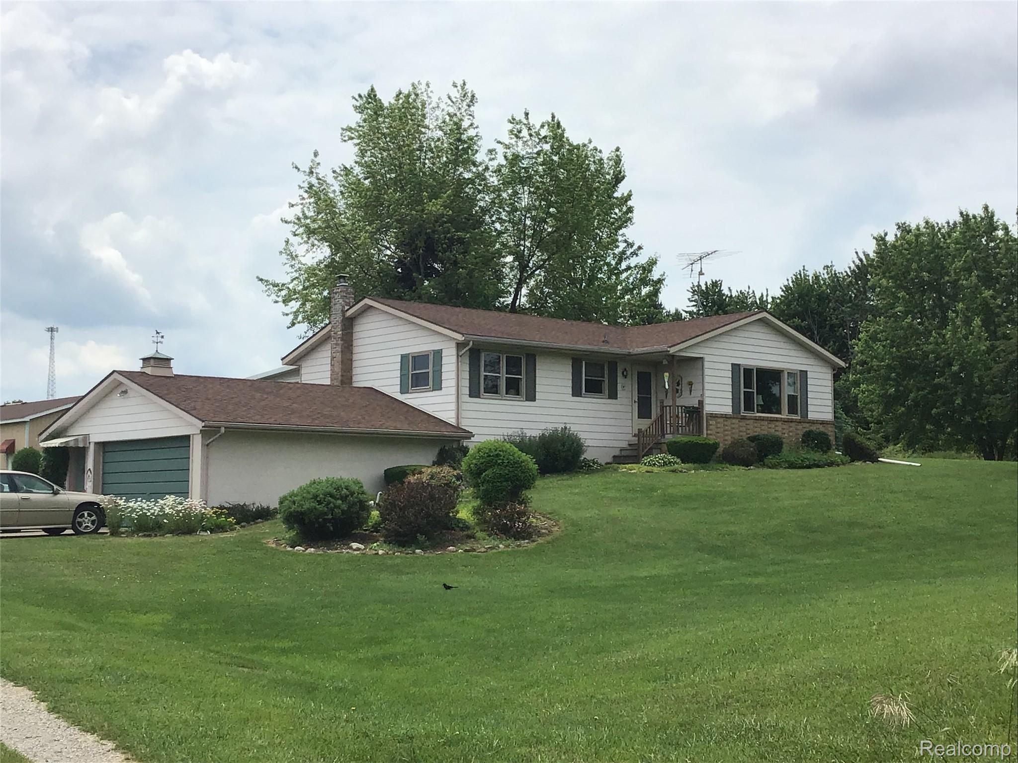 5646 East Burnside Road North Branch, MI 48461 - Photo 1 of 24 IMG_1137(1).jpg