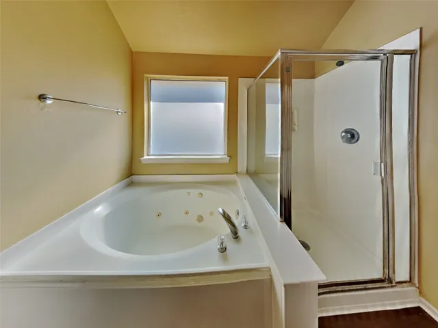 $2,390 | 149 Bristol Bend Lane, Dickinson, TX 77539