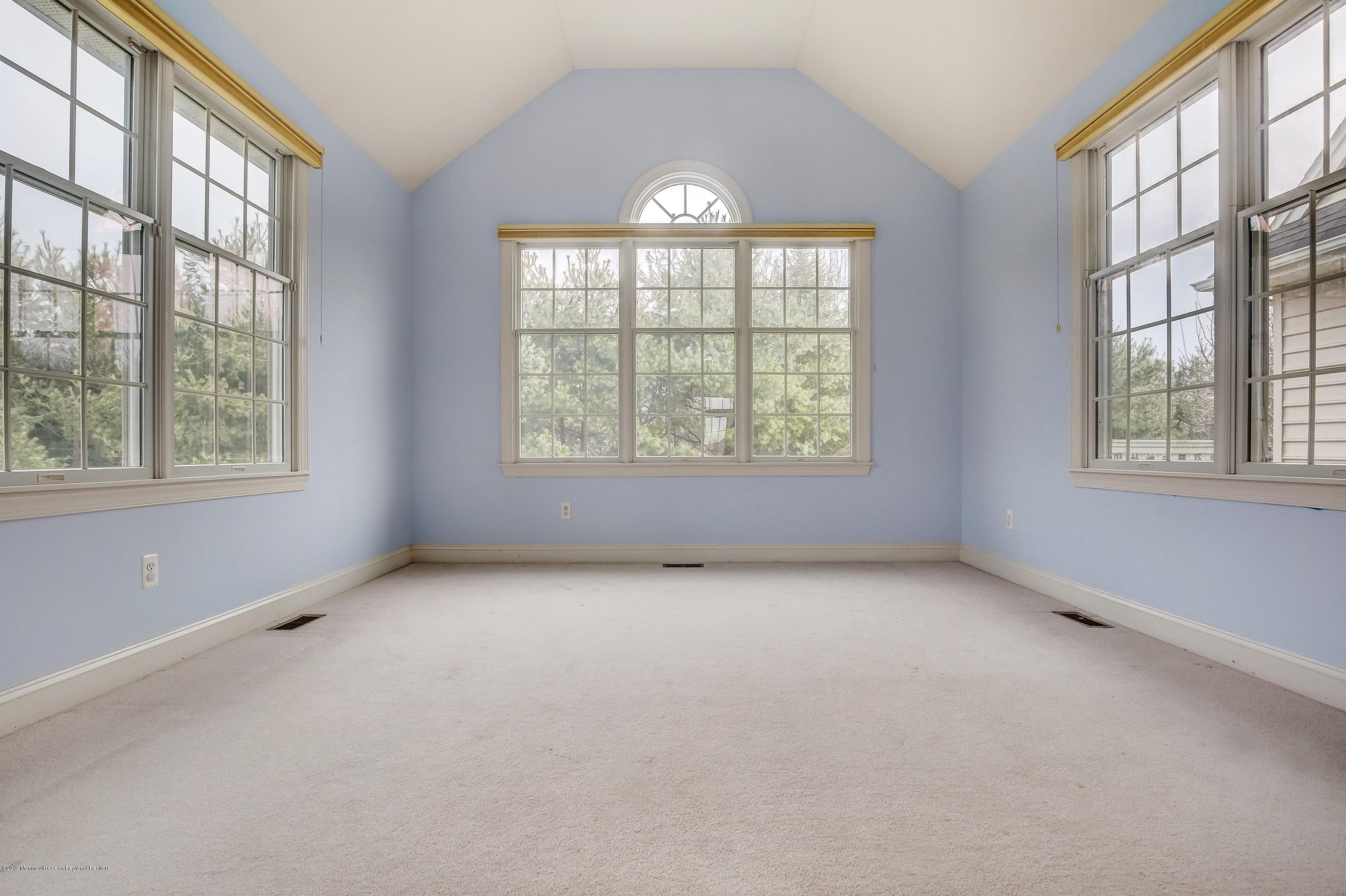 3 Kipling Court Marlboro, NJ 07746 - Photo 16 of 42 012_Sun Room 2