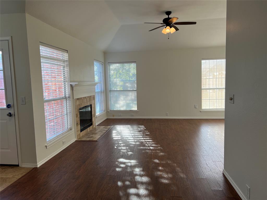 334 Touchdown Drive Irving, TX 75063 - Photo 27 of 32