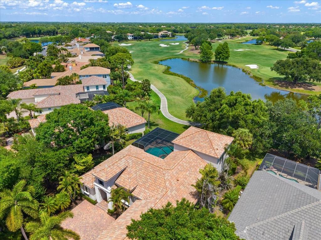 7527 Greystone Street Lakewood Ranch, FL 34202 - Photo 4 of 55