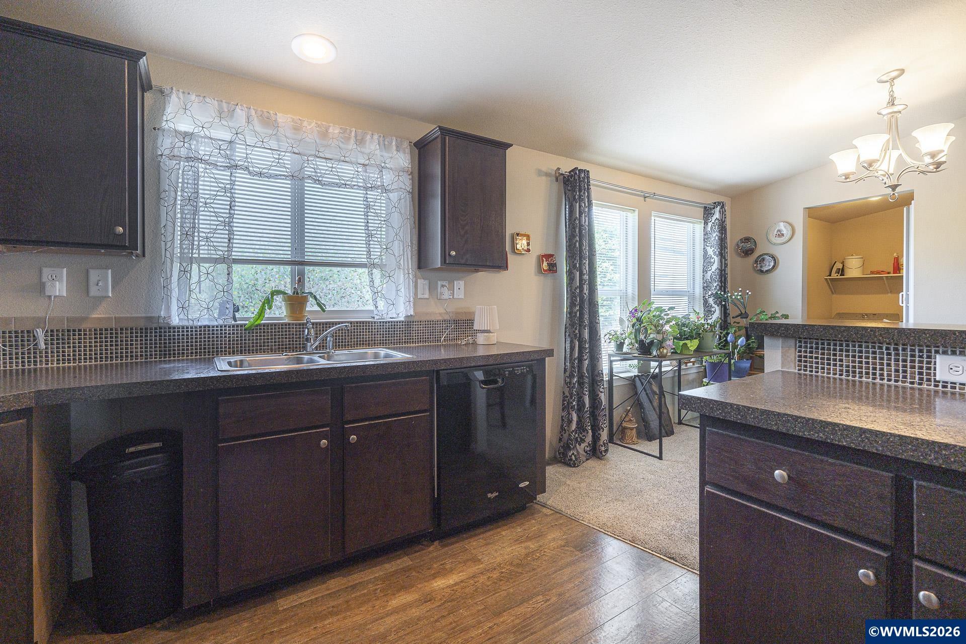 5422 Portland Road Northeast, Unit 130 Salem, OR 97305 - Photo 25 of 36