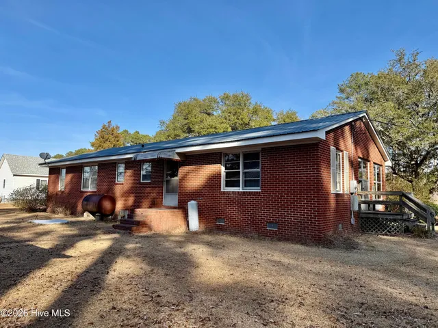 $165,000 | 115 Layton Road, Windsor, NC 27983