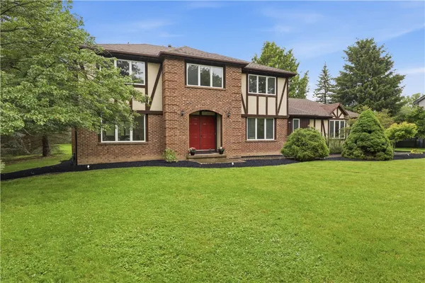 $399,900 | 303 Maidstone Drive, Webster, NY 14580