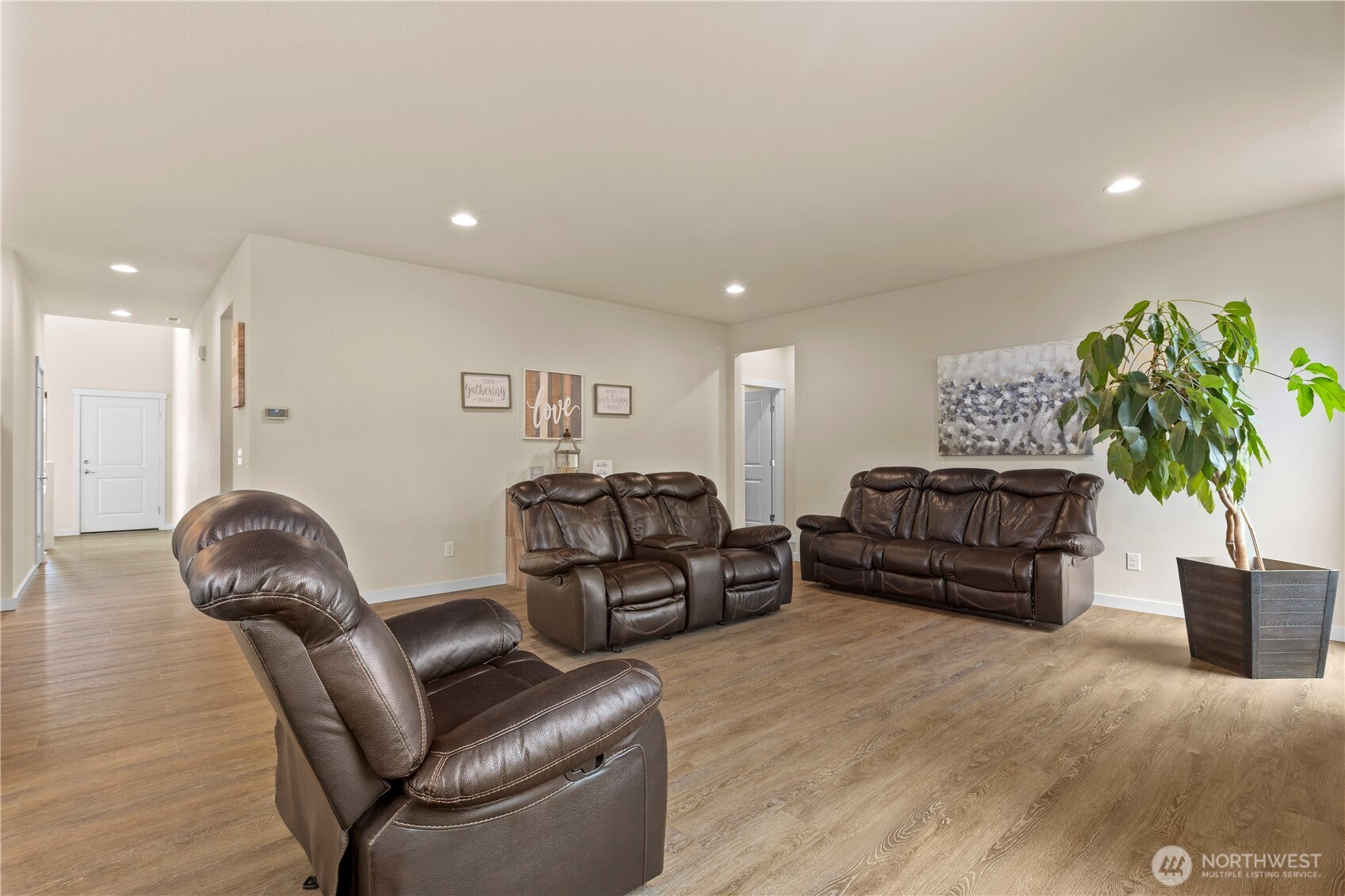 396 South Sergeant Street Buckley, WA 98321 - Photo 5 of 39 a living room with furniture