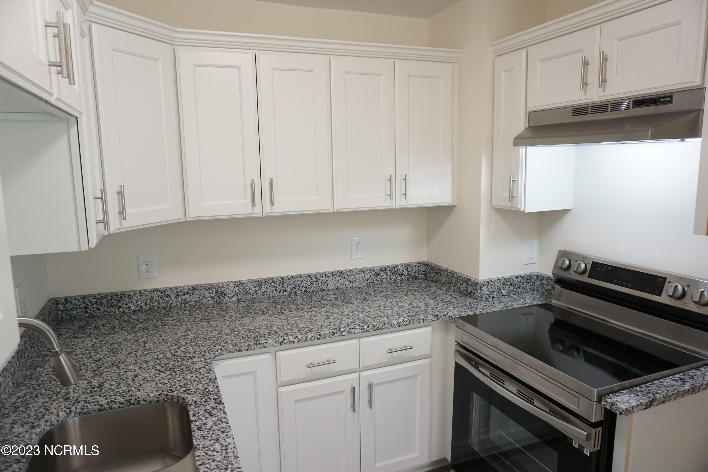 2036 Sloop Point Loop Road, Unit A3 Hampstead, NC 28443 - Photo 9 of 19 DSC03450